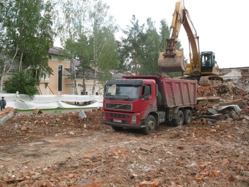 Прибирання будівельного сміття